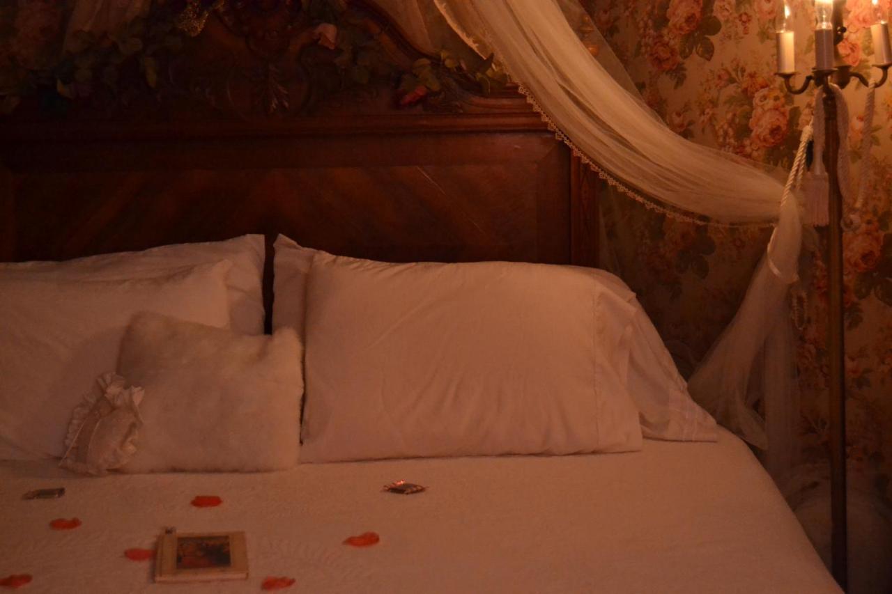 Carleton House Bed And Breakfast Bonham Ngoại thất bức ảnh
